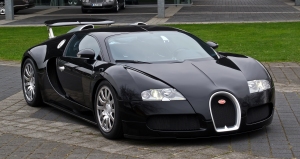 Bugatti_Veyron_16.4_–_Frontansicht_(2),_5._April_2012,_Düsseldorf